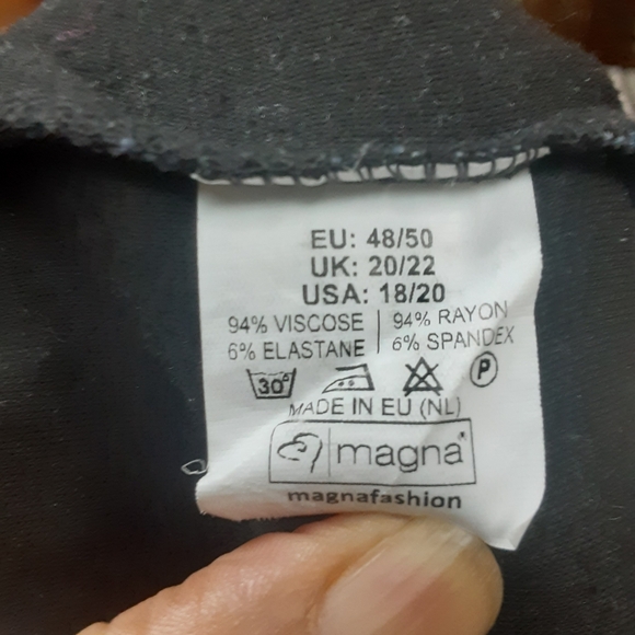 Magna Fashion Plus Size Cadet Collar Knit Top, Made In The Netherlands, Like New - Picture 10 of 10